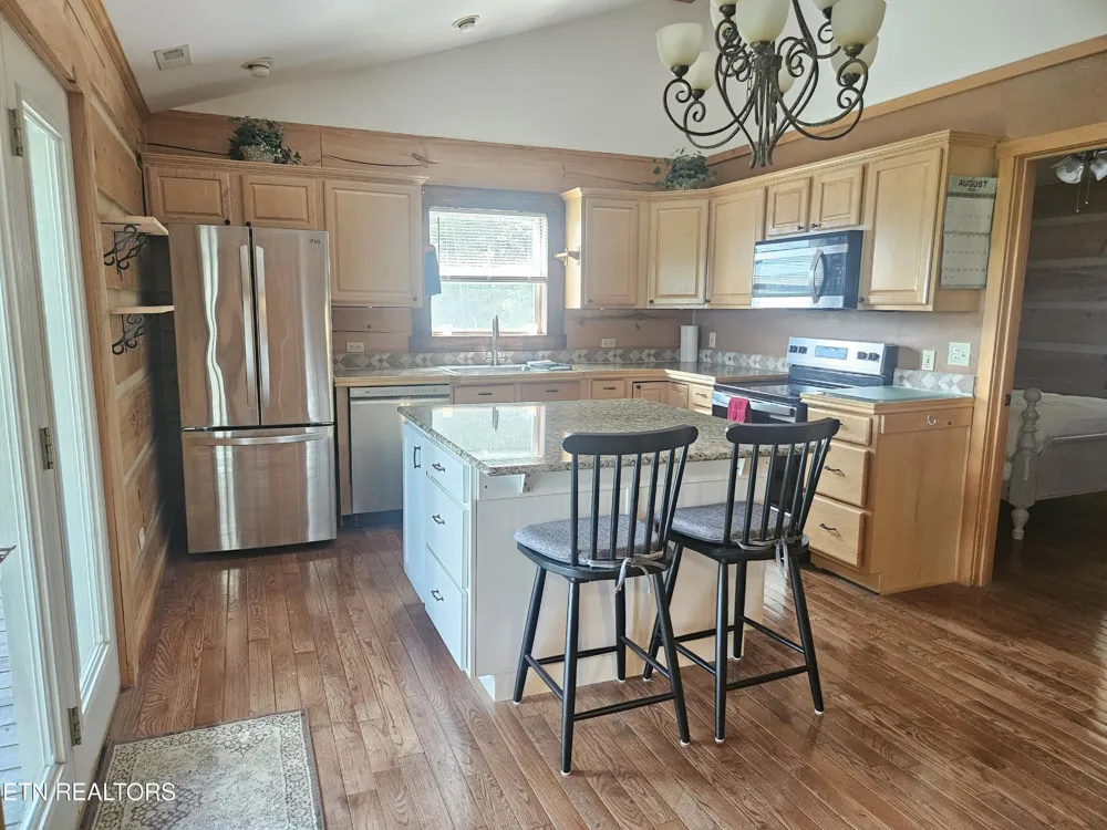 100 Warriors Passage Drive Tellico Plains, TN 37385