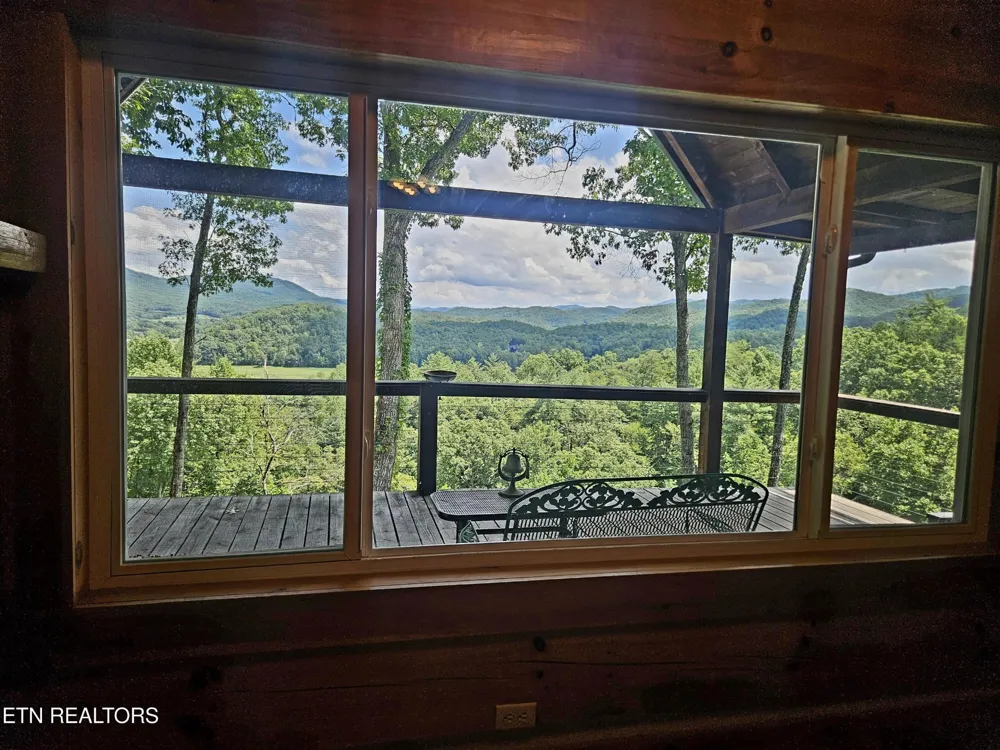 100 Warriors Passage Drive Tellico Plains, TN 37385