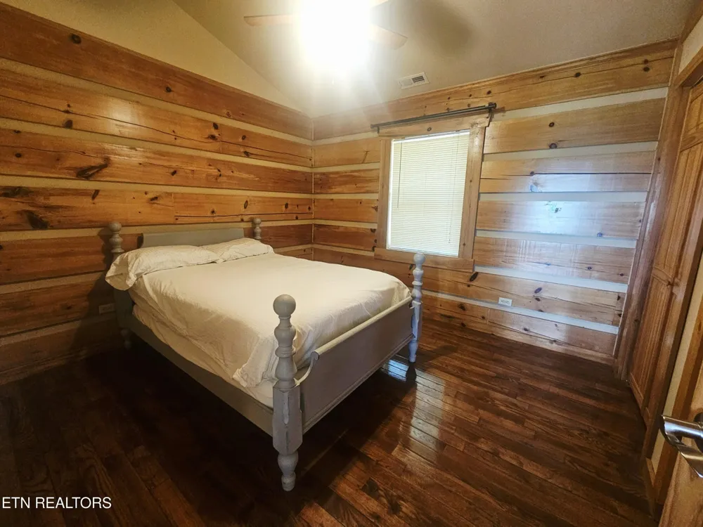 100 Warriors Passage Drive Tellico Plains, TN 37385