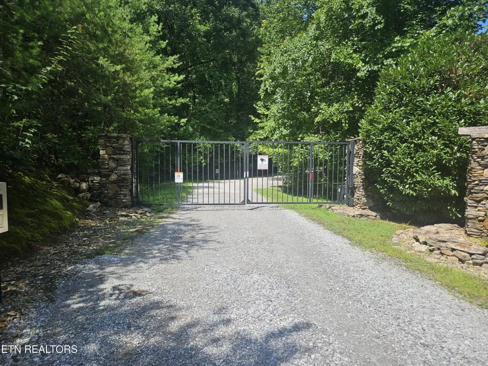 100 Warriors Passage Drive Tellico Plains, TN 37385