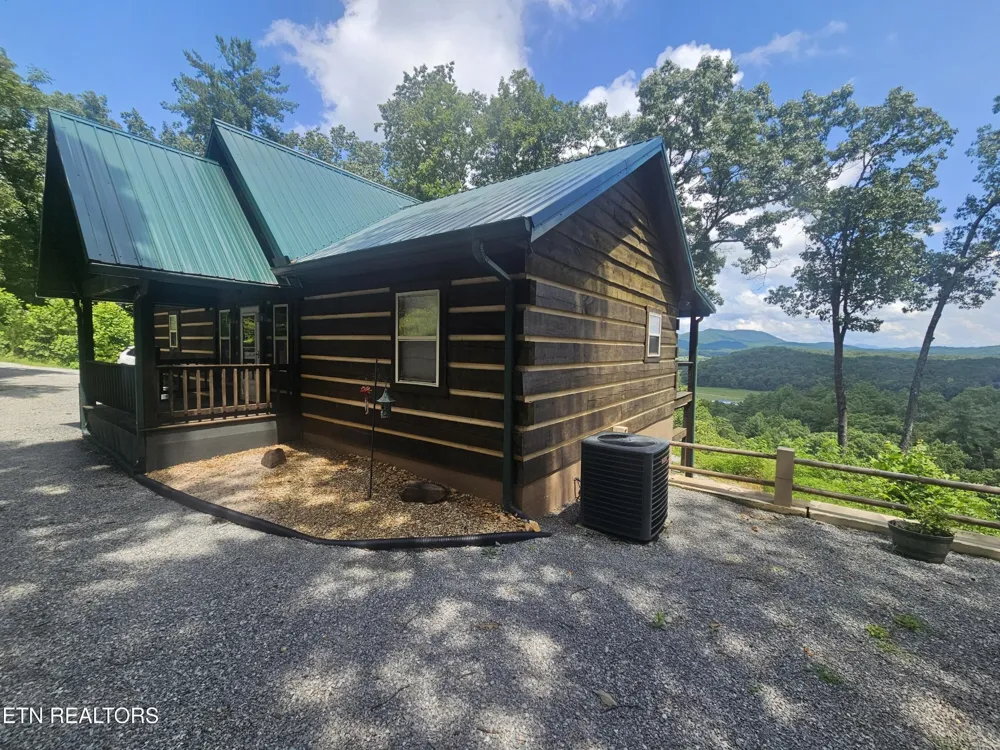 100 Warriors Passage Drive Tellico Plains, TN 37385