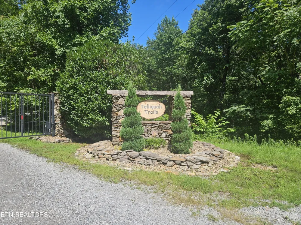 100 Warriors Passage Drive Tellico Plains, TN 37385