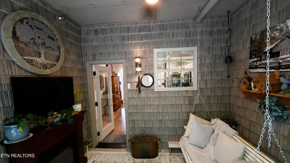 223 Bishops Cap #105 Townsend, TN 37882