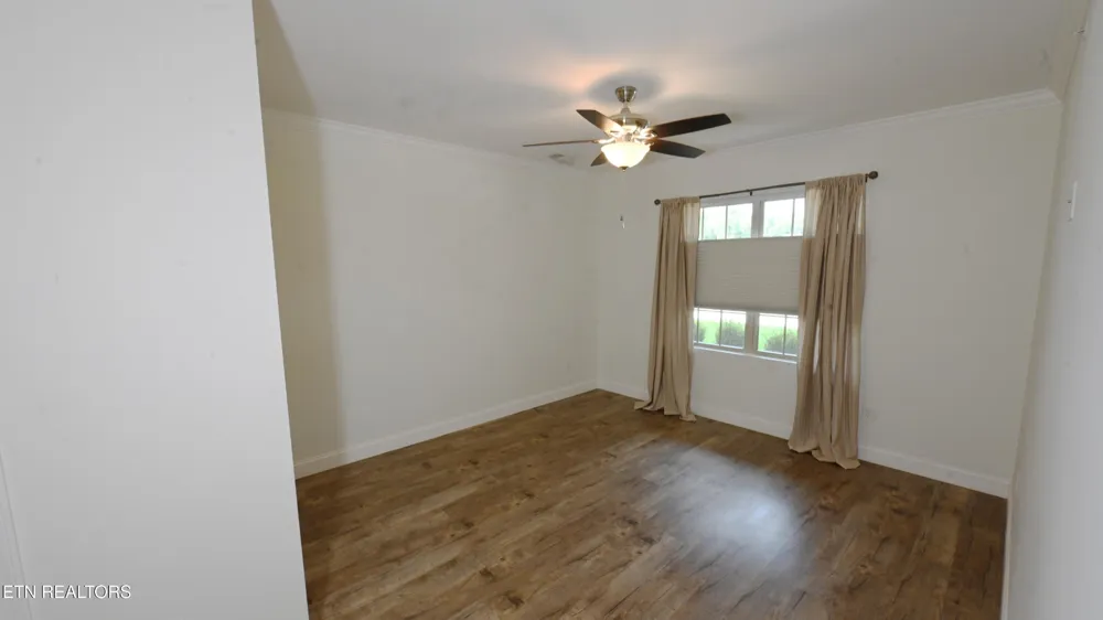 223 Bishops Cap #105 Townsend, TN 37882