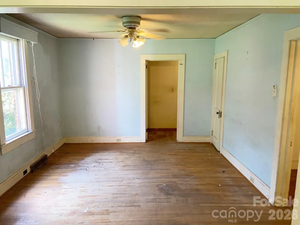213 Wiley Avenue York, SC 29745