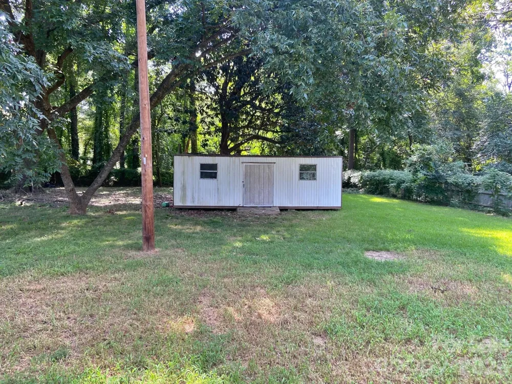 213 Wiley Avenue York, SC 29745