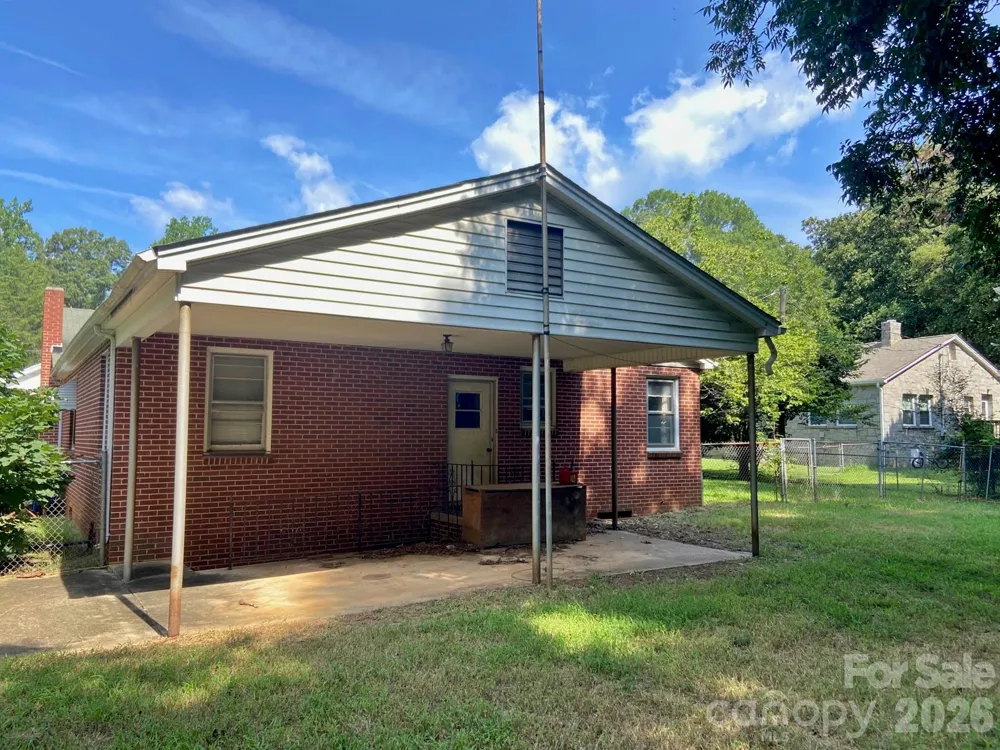 213 Wiley Avenue York, SC 29745