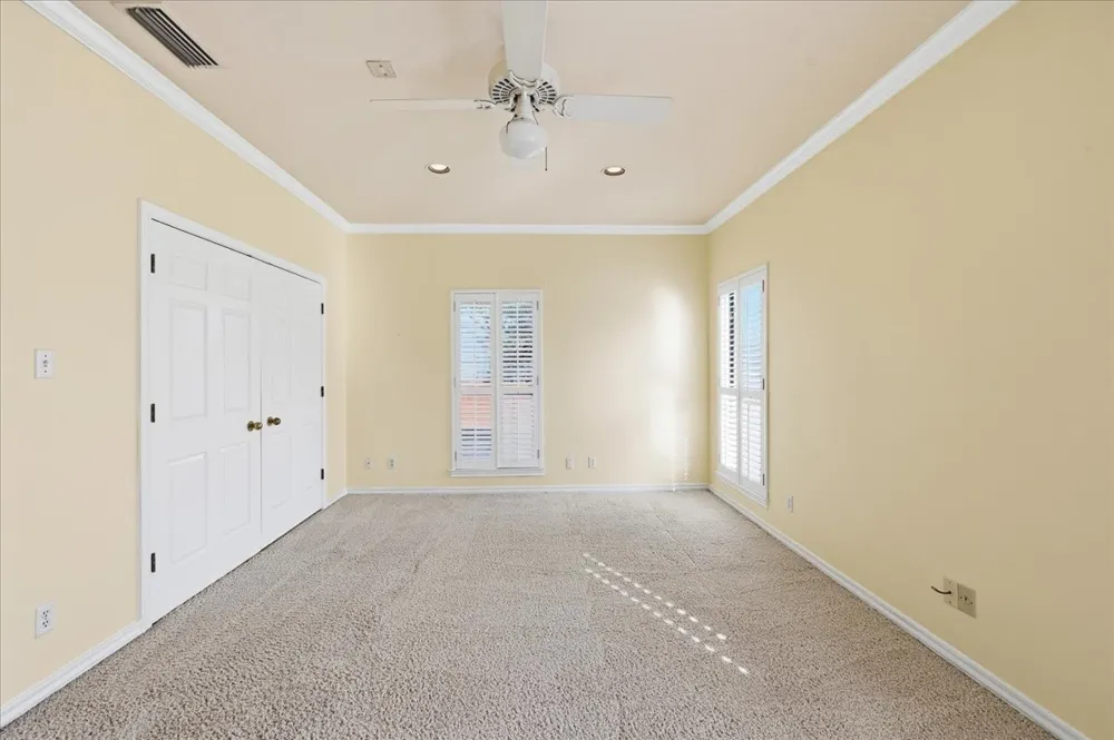 22 One Main Place Benbrook, TX 76126