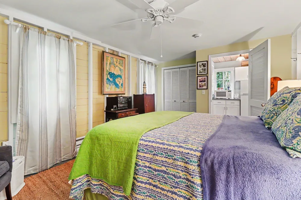 995 Lakeshore Drive #6 Ludington, MI 49431