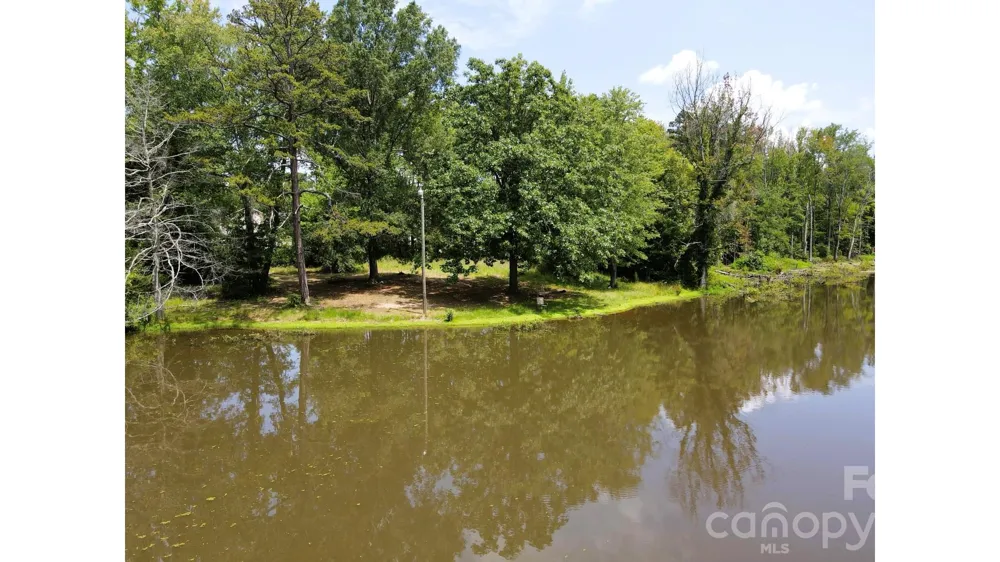 524 Dawn Circle Charlotte, NC 28213