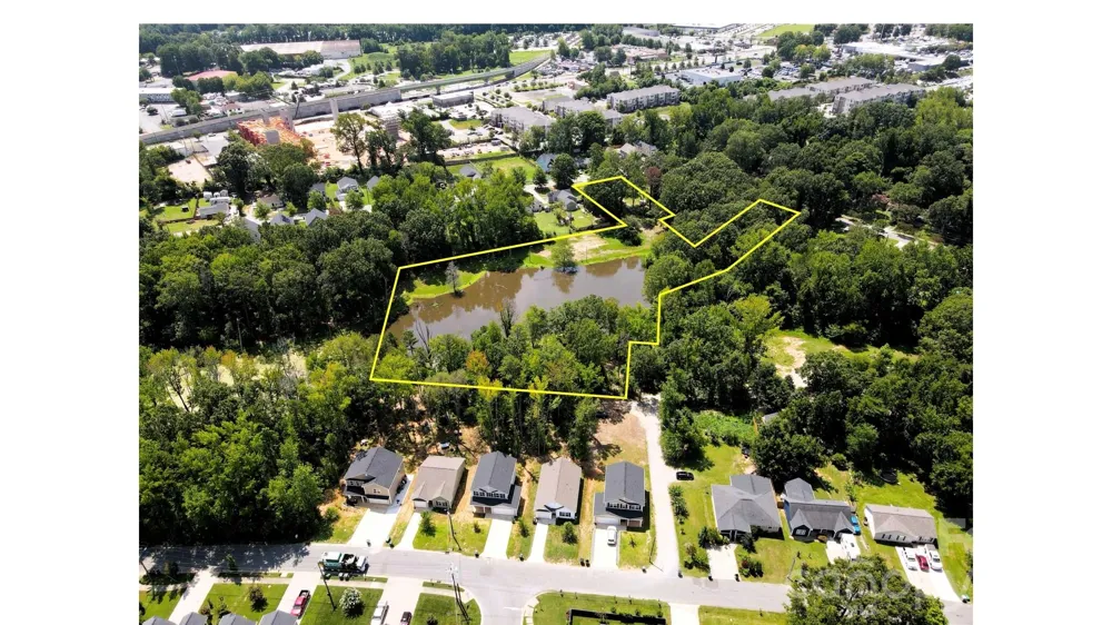 524 Dawn Circle Charlotte, NC 28213