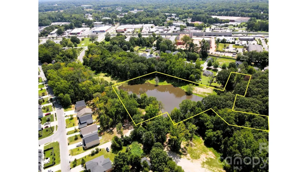 524 Dawn Circle Charlotte, NC 28213