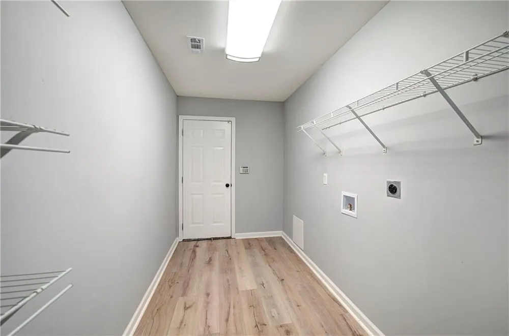 12 Glenabbey Drive NW Cartersville, GA 30120