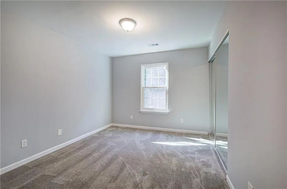 12 Glenabbey Drive NW Cartersville, GA 30120