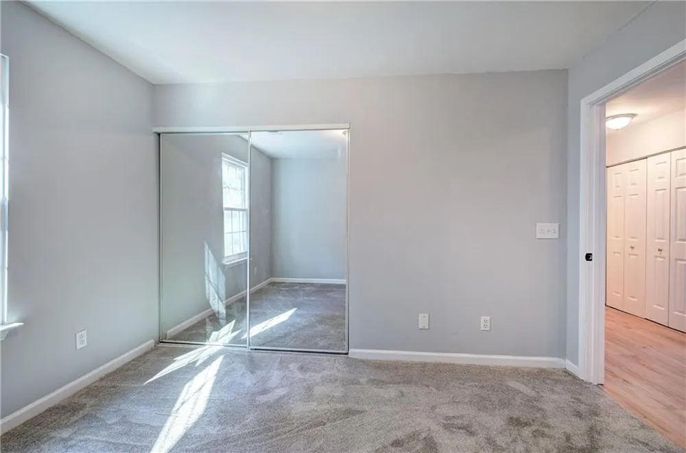 12 Glenabbey Drive NW Cartersville, GA 30120