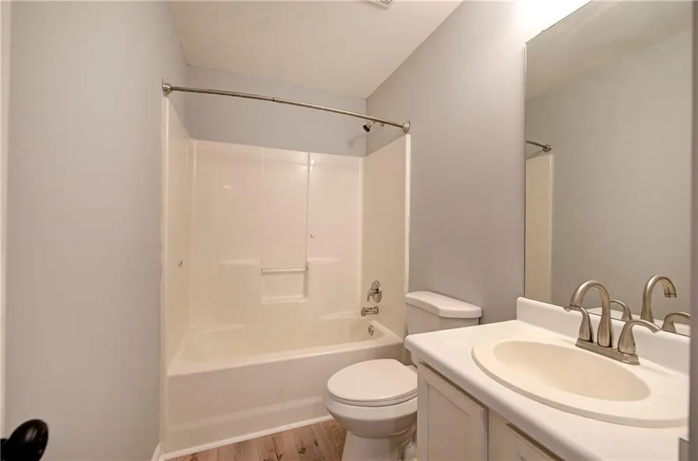 12 Glenabbey Drive NW Cartersville, GA 30120