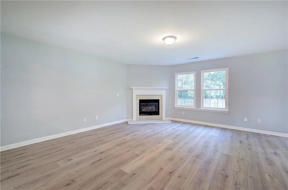12 Glenabbey Drive NW Cartersville, GA 30120