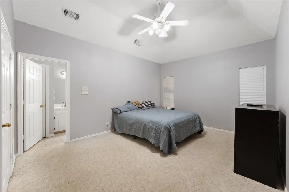 660 Rs County Road 1250 Emory, TX 75440