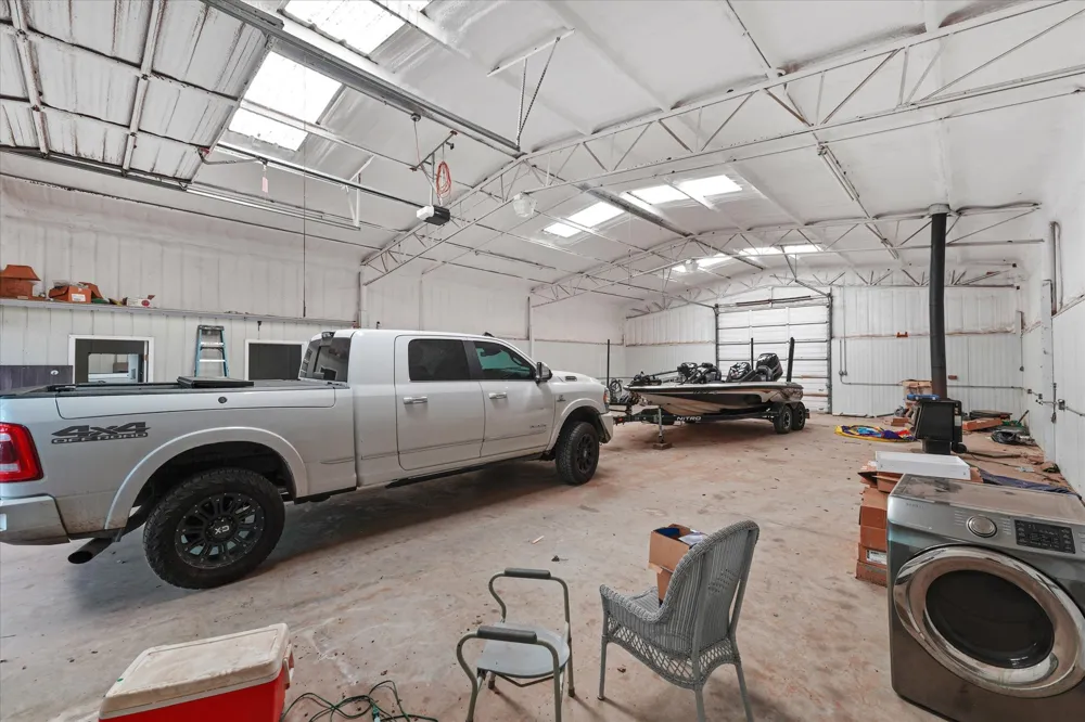660 Rs County Road 1250 Emory, TX 75440