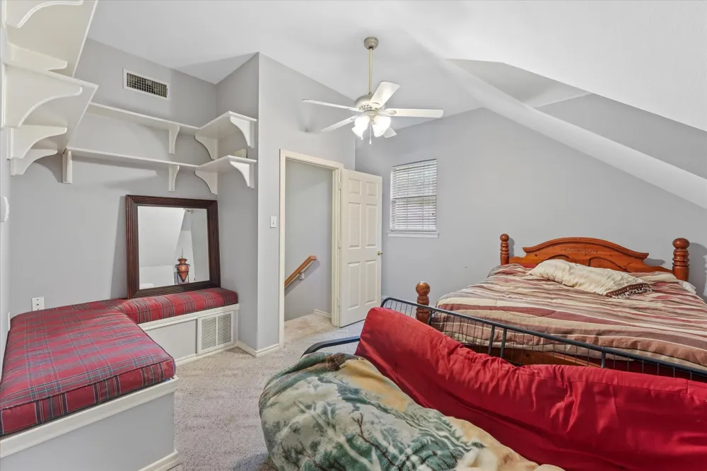 660 Rs County Road 1250 Emory, TX 75440