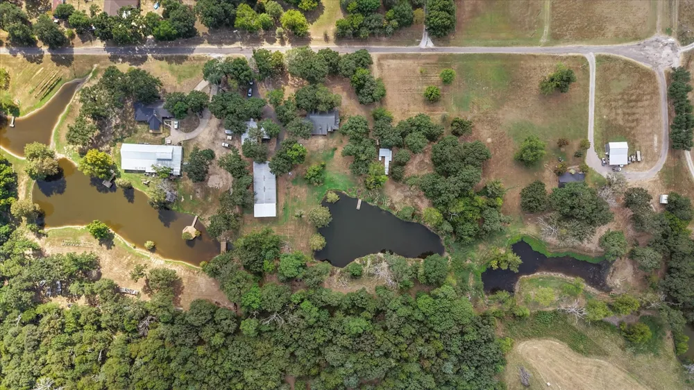 660 Rs County Road 1250 Emory, TX 75440