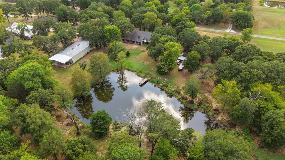 660 Rs County Road 1250 Emory, TX 75440