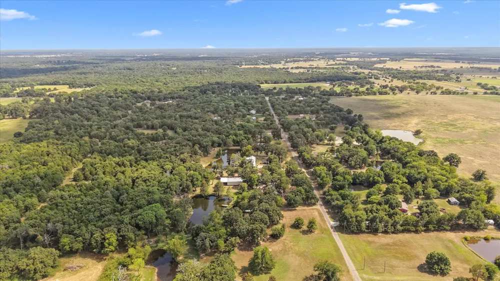 660 Rs County Road 1250 Emory, TX 75440