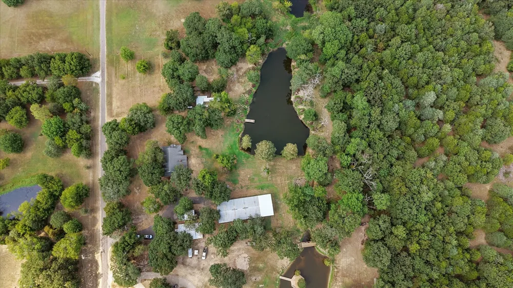 660 Rs County Road 1250 Emory, TX 75440