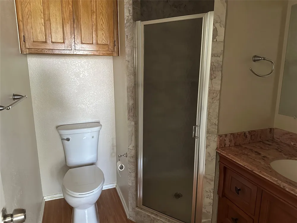 2717 Meadow Park Drive #B Bedford, TX 76021