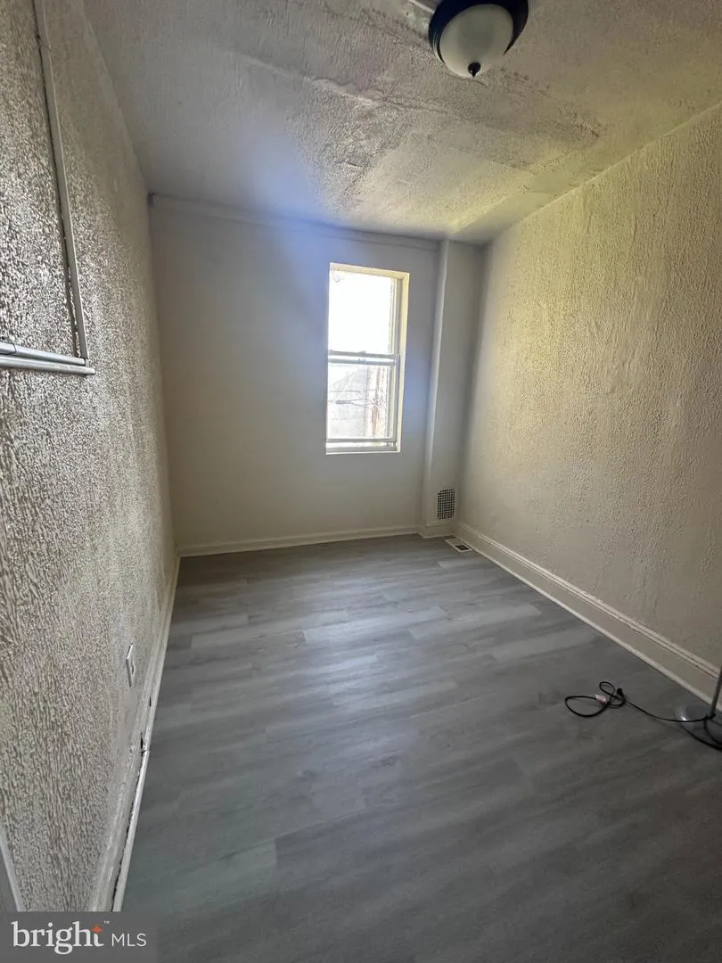 2506 W PRATT STREET W Baltimore, MD 21223