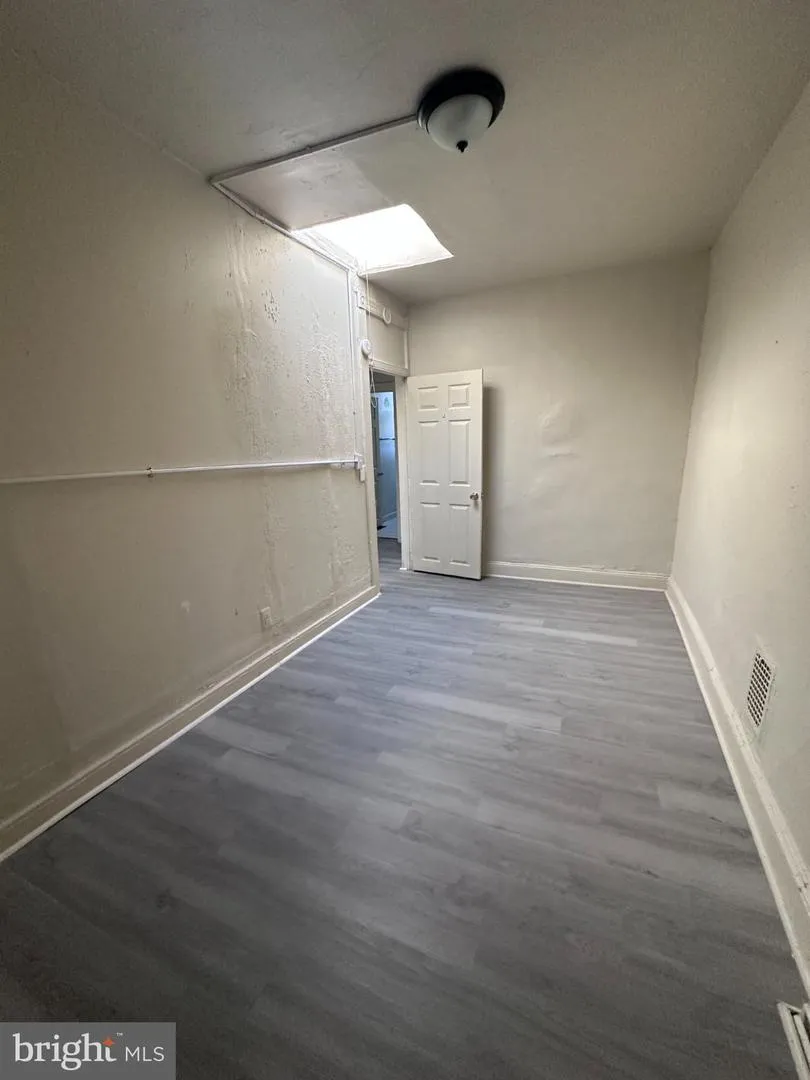 2506 W PRATT STREET W Baltimore, MD 21223