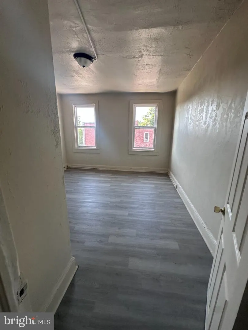 2506 W PRATT STREET W Baltimore, MD 21223