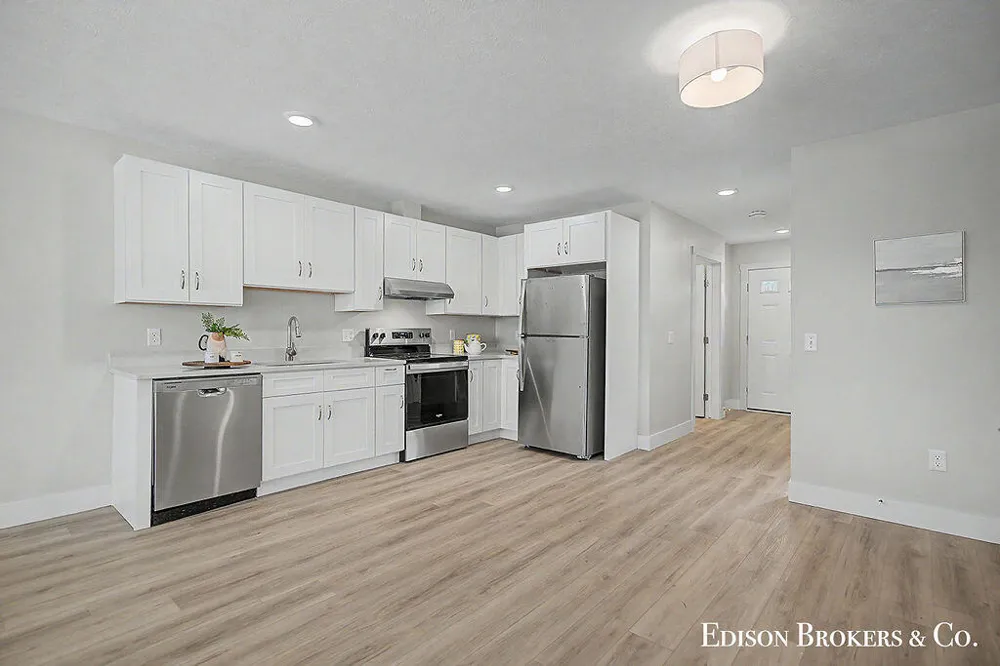 440 Pleasant Street SW Grand Rapids, MI 49503