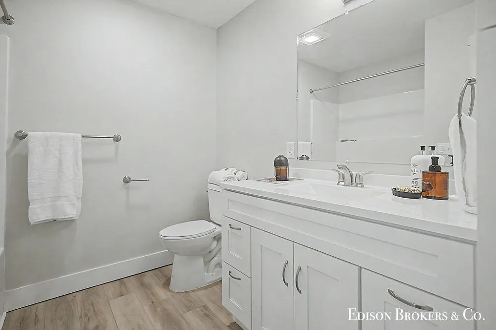 440 Pleasant Street SW Grand Rapids, MI 49503