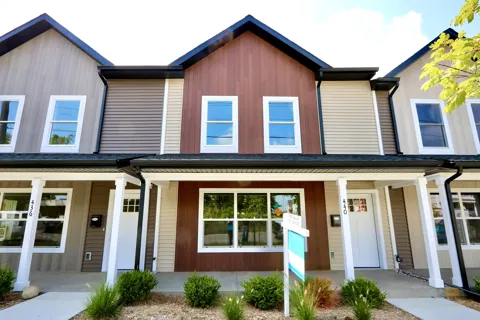 440 Pleasant Street SW