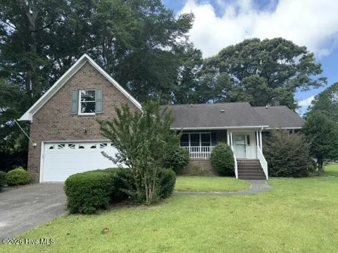 104 Knollwood Court
