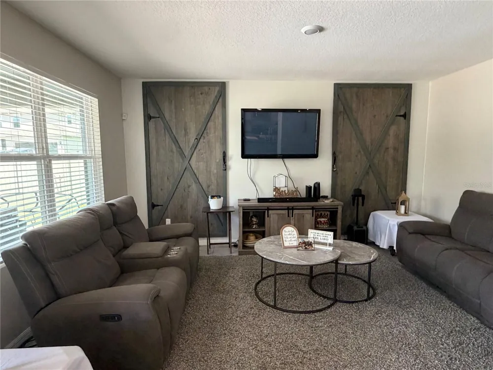 6524 CORAL BERRY DRIVE Mount Dora, FL 32757