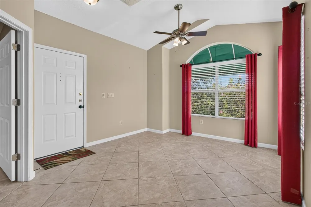 10764 70TH AVENUE #1304 Seminole, FL 33772