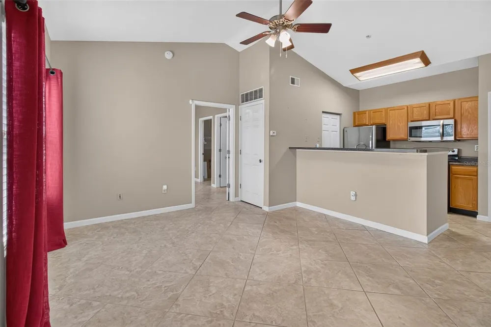 10764 70TH AVENUE #1304 Seminole, FL 33772