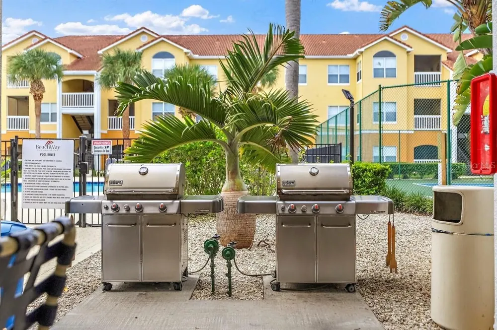 10764 70TH AVENUE #1304 Seminole, FL 33772