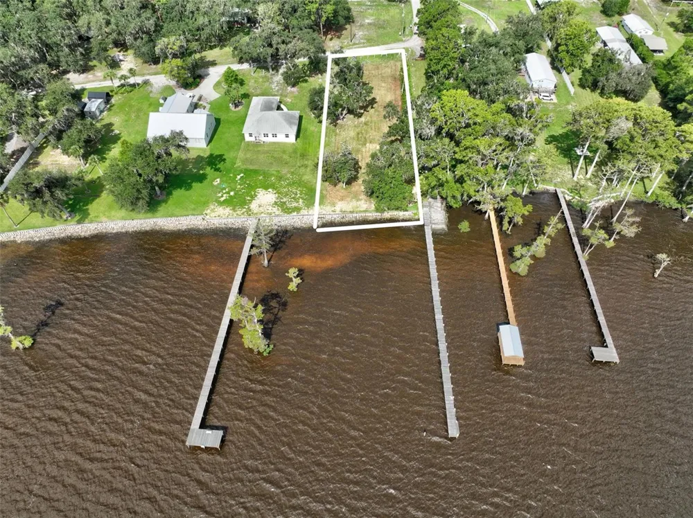 100 SANDRA LANE Crescent City, FL 32112