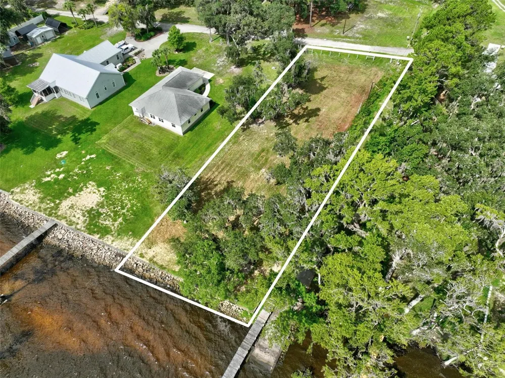 100 SANDRA LANE Crescent City, FL 32112