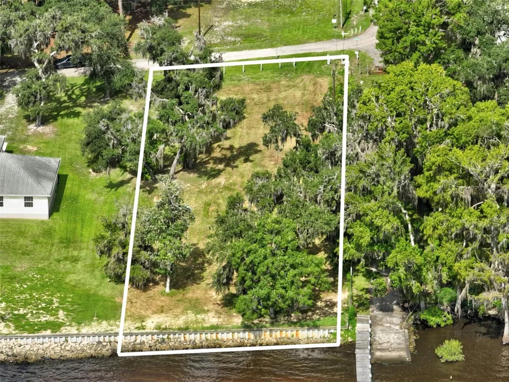 100 SANDRA LANE Crescent City, FL 32112