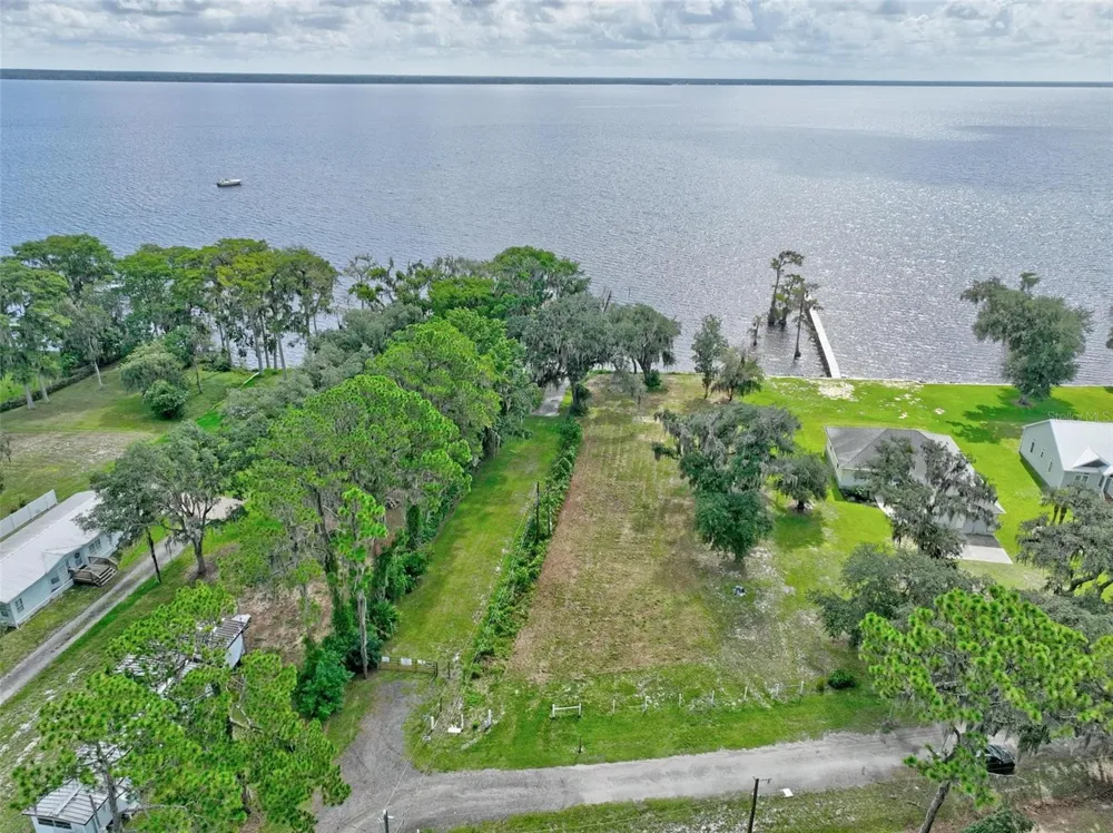 100 SANDRA LANE Crescent City, FL 32112
