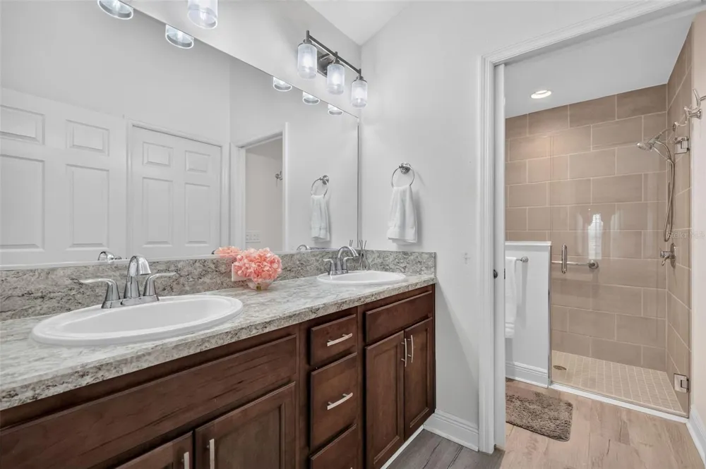 5977 PHEIL PATH The Villages, FL 32163