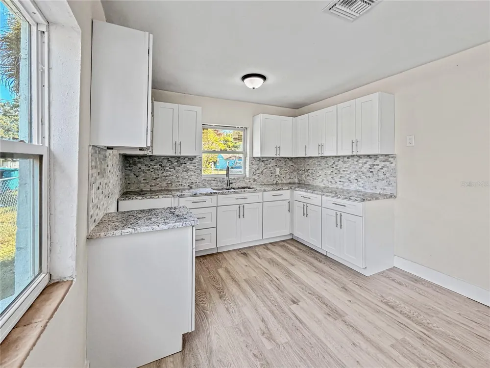 642 20TH STREET Orlando, FL 32805