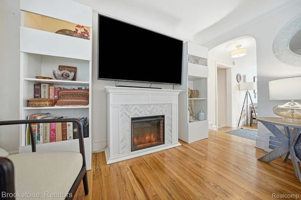 4174 Meyers Road Independence Charter Township, MI 48329