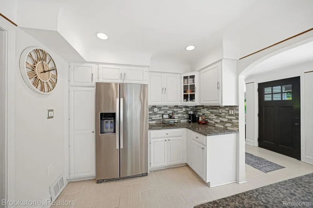 4174 Meyers Road Independence Charter Township, MI 48329