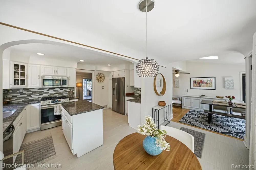 4174 Meyers Road Independence Charter Township, MI 48329