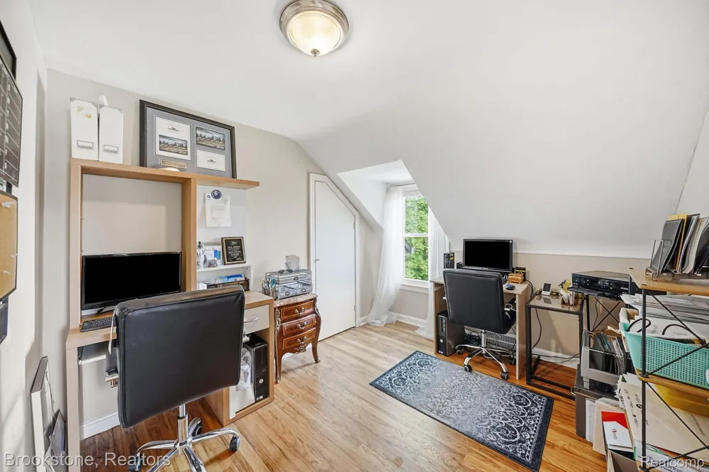 4174 Meyers Road Independence Charter Township, MI 48329